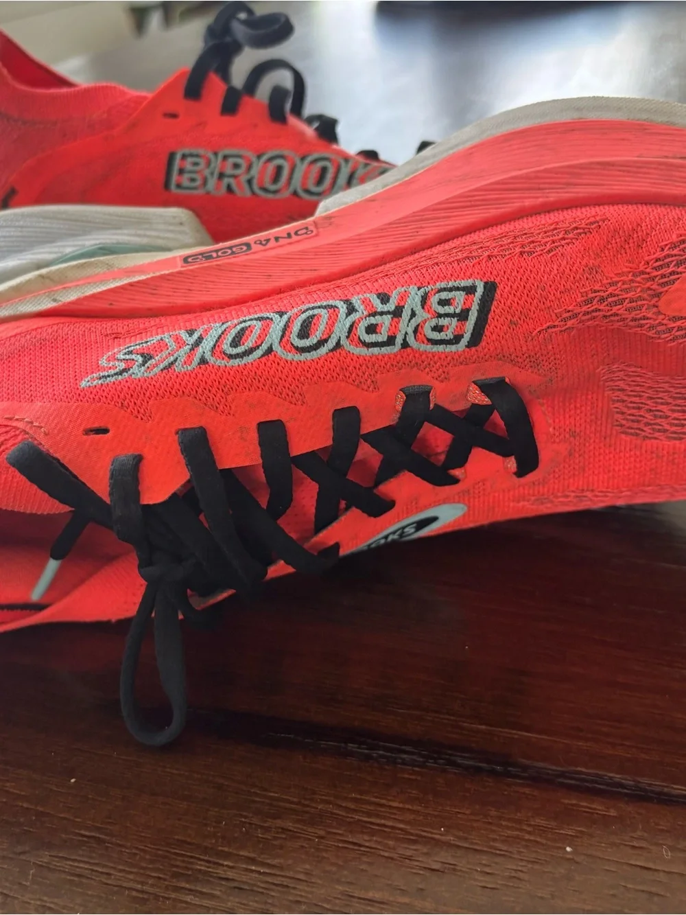 Brooks Hyperion Max Coral/Black/Light Blue Running Shoes